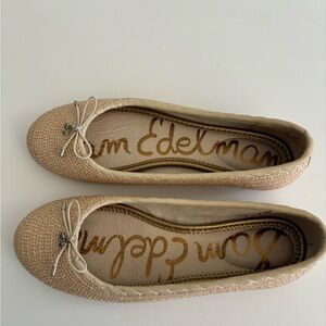 Sam Edelman flats.  Women’s size 8.  Great condition.  Very little wear on soles